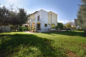 Casa Carini - Villa Vacanze sul Mare con piscina idromassaggio Carini